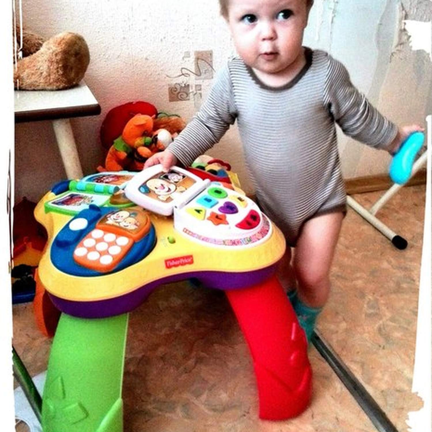 ИГРОВОЙ СТОЛИК FISHER PRICE